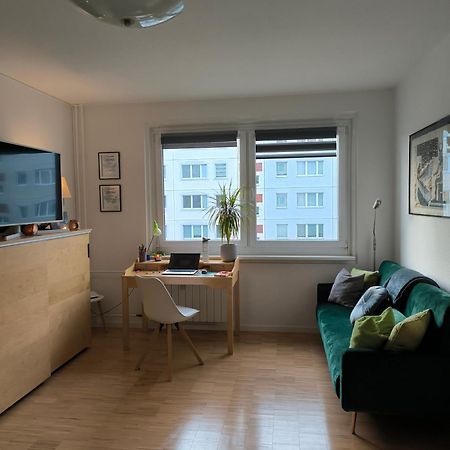 Ferienwohnung Fuer 1-3 Personen In Berlin, Naehe U Friedrichsfelde Luaran gambar